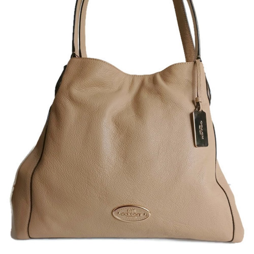 EUC Coach 3 compartment leather Bag